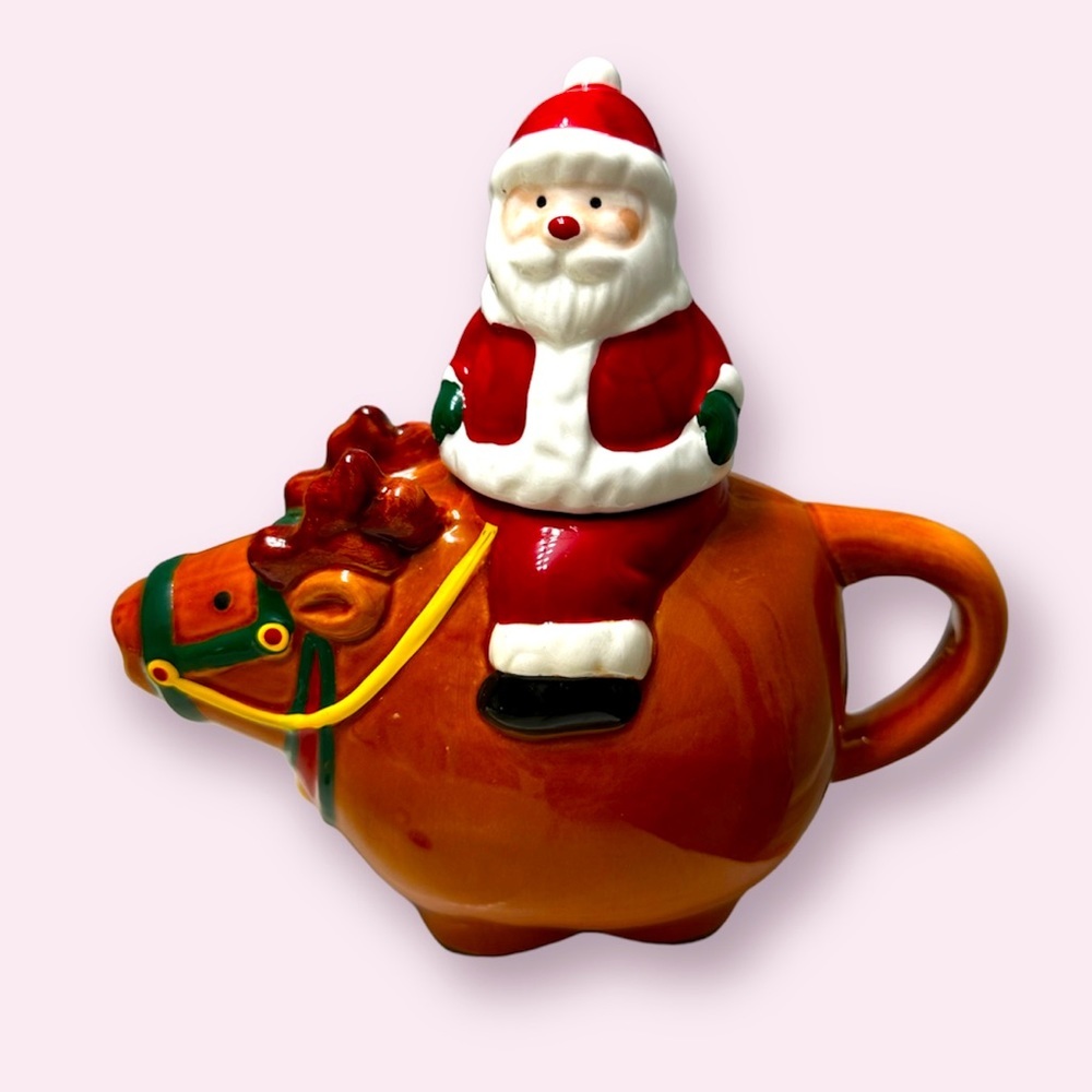 Vintage 80s Santa Claus and Reindeer Ceramic Pitcher Lid Tea Coffee Server EUC